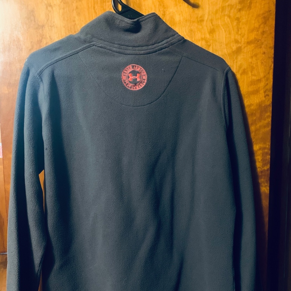 Under Armor Pull Over